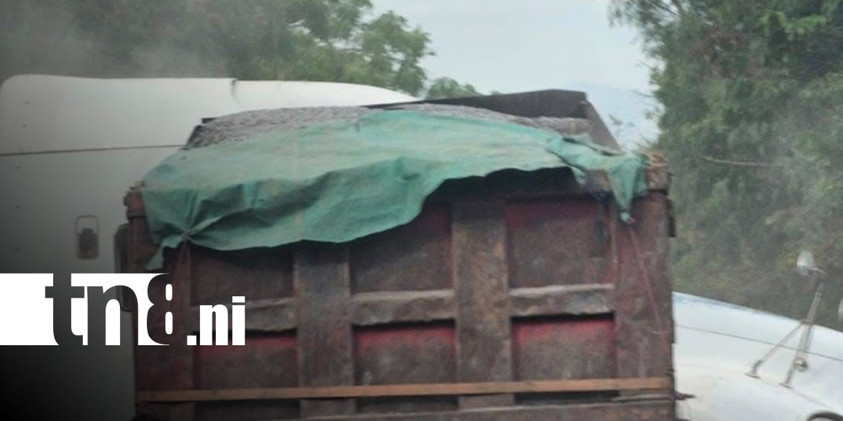 Foto: Fuerte accidente con furgones en Chinandega / TN8