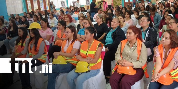 Foto: Foro en Nicaragua para resaltar el papel de las mujeres en la formación de la sociedad / TN8