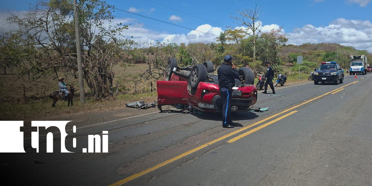 Foto: Sobreviven de milagro a accidente en camino Acoyapa a San Carlos / TN8