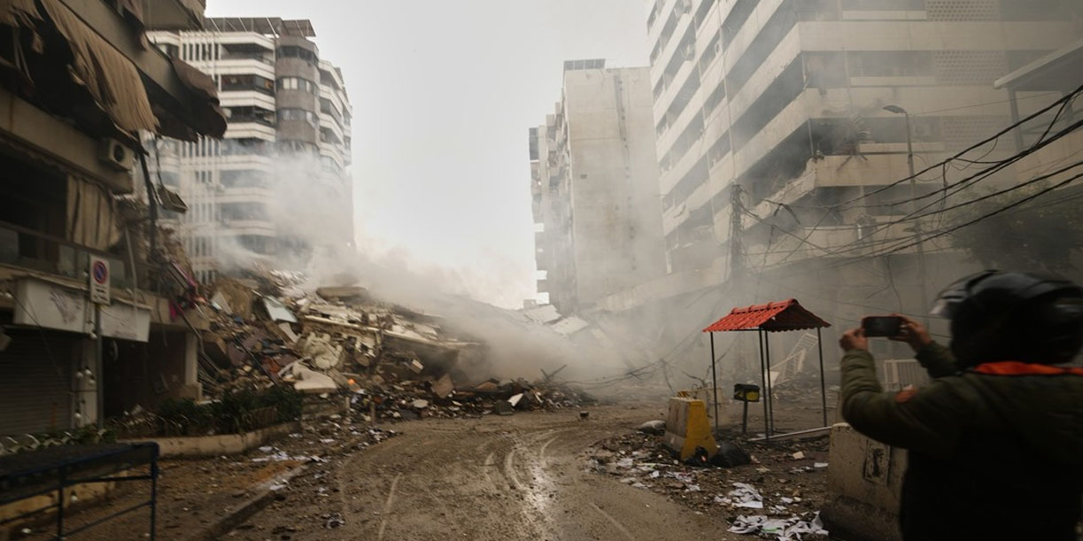 Foto: Israel afirma haber destruido avión del líder de Irán/Cortesía