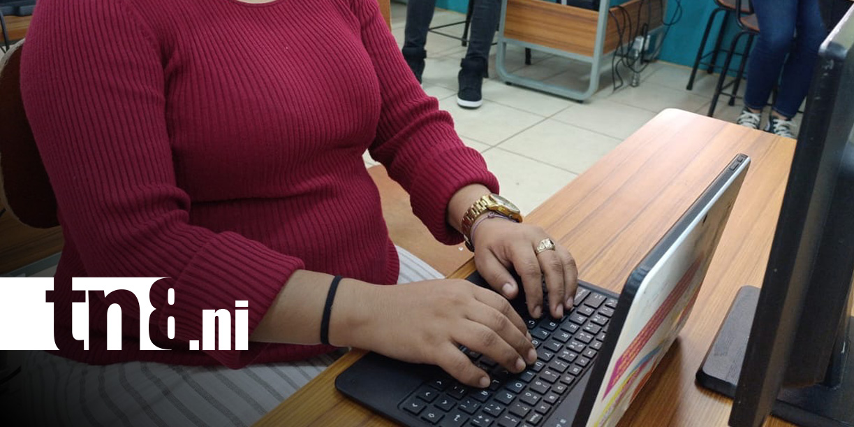 Foto: Más de 3 mil docentes participan en el programa de fortalecimiento y competencias digitales en Nicaragua / TN8