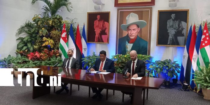 Foto: Alías Aiba se acredita como representante de Abjasia ante Nicaragua /TN8