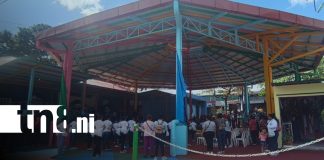 Foto: Inauguran obra de techado en plazoleta del mercado Roger Deshon en San Judas / TN8