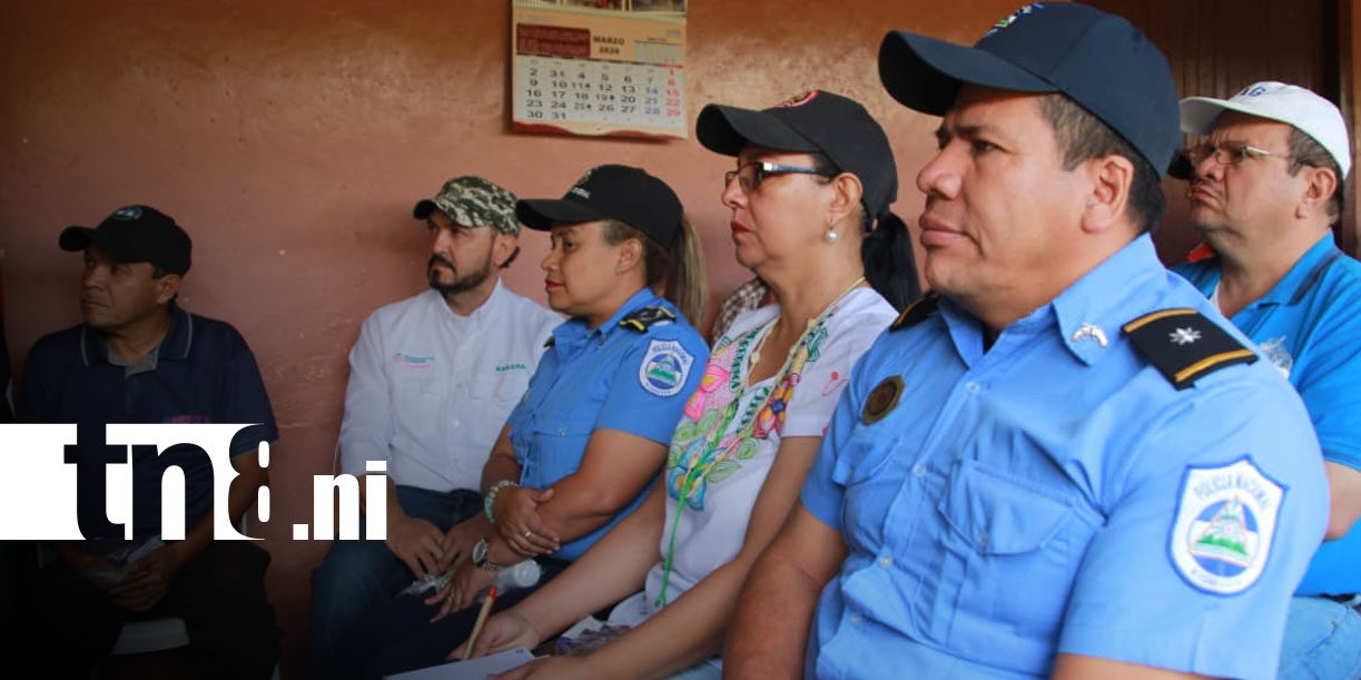 Foto: IPSA intensifica lucha contra el gusano/TN8