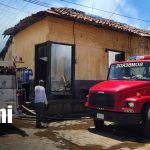 Fuerte incendio en vivienda deja dos heridos en el barrio Laborío de León Foto: Incendio en una vivienda de León / TN8