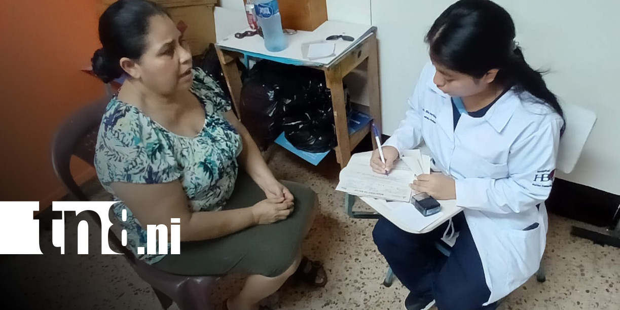 Foto: Feria de salud para la mujer en el Mercado Iván Montenegro / TN8
