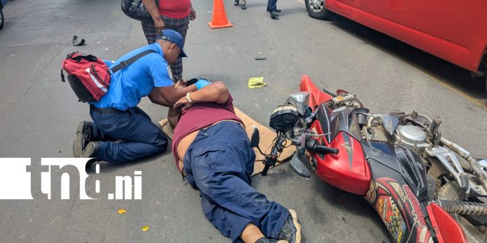 Foto: Accidente frente a Universidad Casimiro Sotelo /TN8 Foto: Accidente frente a Universidad Casimiro Sotelo /TN8