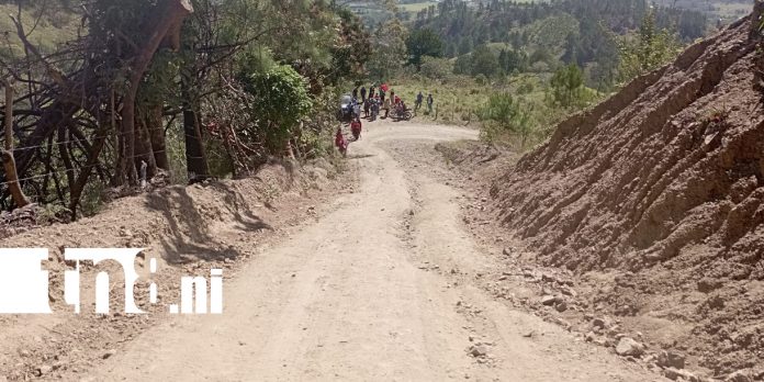 Foto: Muere al caer de camioneta descontrolada en Jalapa /TN8 Foto: Muere al caer de camioneta descontrolada en Jalapa /TN8