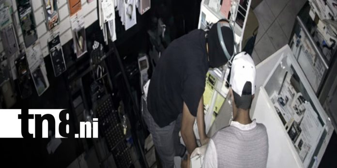 Foto: Robo en tienda de celulares en Chinandega / TN8