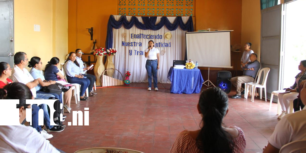 Foto: Maestros se capacitan para promover la cultura e identidad en las aulas /TN8