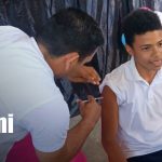 Foto: Aplicación de la vacuna contra el virus del papiloma humano (VPH)