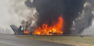 Foto: 90 muertos tras caída de avión militar en Colombia /Cortesía