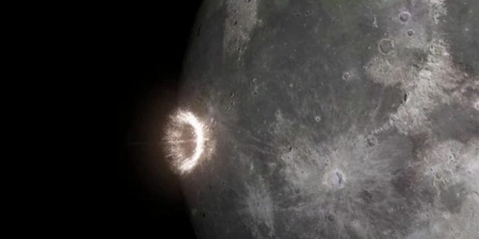 Foto: Destellos de meteoritos sorprenden en la Luna/ Cortesía