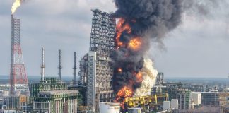 Foto: Llamas generan alerta en refinería estratégica de México /Cortesía