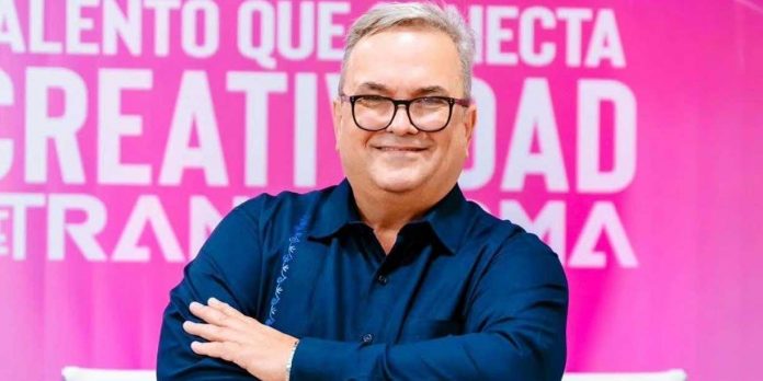 Foto: Nicaragua rinde homenaje póstumo a Fernando Fuentes, refererente de la moda / Cortesía