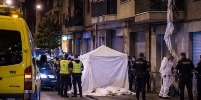 Foto: España: Intentó salvarse y murió al caer/Cortesía