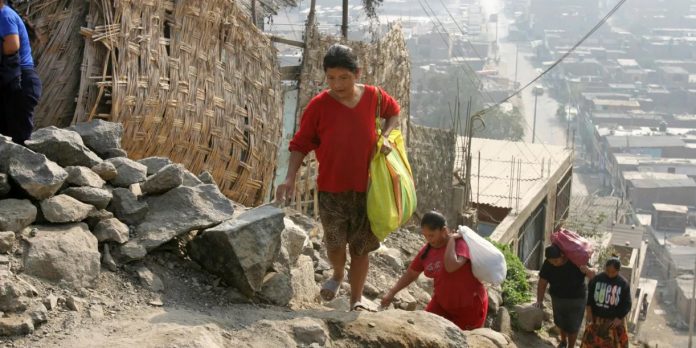 Foto: Perú retrocede a niveles de pobreza del 2011/Cortesía