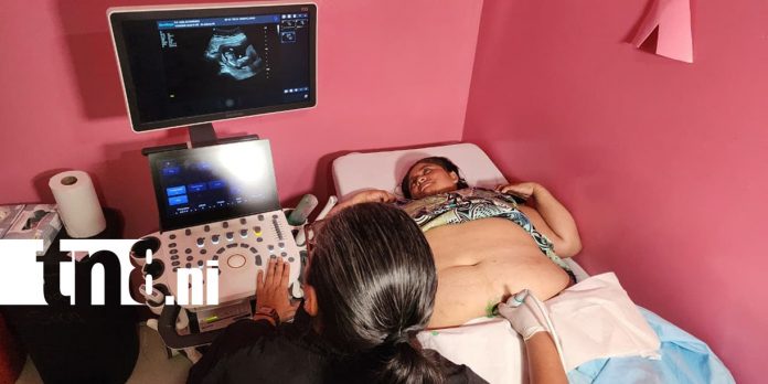 Foto:Éxito total en feria de salud para mujeres embarazadas en Managua/TN8
