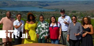 Foto: Masaya cautiva con su historia a representantes sudafricanos /TN8