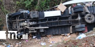 Foto: Tres lesionados tras vuelco de camión en Jalapa /TN8