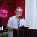 Foto: Granada vibra con poesía en el Día del Libro/TN8