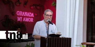 Foto: Granada vibra con poesía en el Día del Libro/TN8