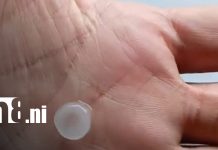 ¡Cae granizo en Jinotepe! Fenómeno inesperado sorprende en plena lluvia intensa Foto: ¡Cae granizo en Jinotepe! Fenómeno inesperado sorprende en plena lluvia intensa/TN8