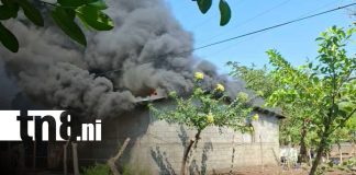 Foto: Voraz incendio arrasa vivienda en Chinandega /TN8