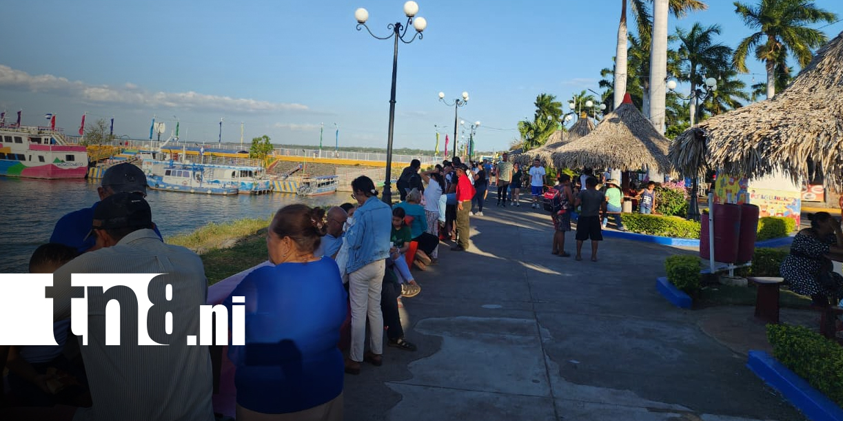 Foto: Turistas nacionales y extranjeros se llevan grata experiencia del puerto Salvador Allende/TN8