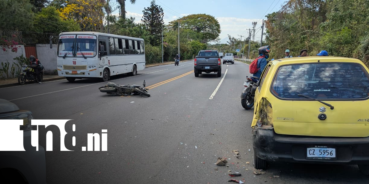 Foto: ¡Por mirar un choque! Motociclista termina gravemente lesionado en Carretera Sur/TN8
