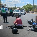 Motociclista herida tras ser impactada por cabezal en la carretera Nueva a León Foto: Accidente en la carretera Nueva a León /TN8