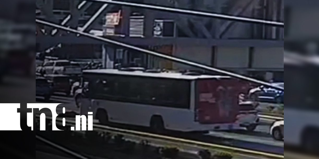 Foto: Video de cámara muestra imprudencia de adulta mayor en fatal accidente en El Zumen/TN8