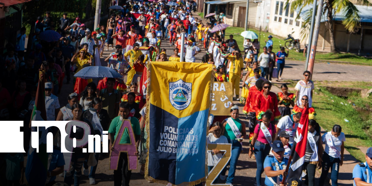 Foto: Miles de familias nicaragüenses celebran la paz con caminatas en todo el país/TN8