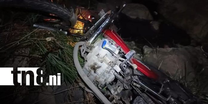 Foto: Casco de protección salva la vida de motociclista tras aparatoso accidente en Estelí/TN8