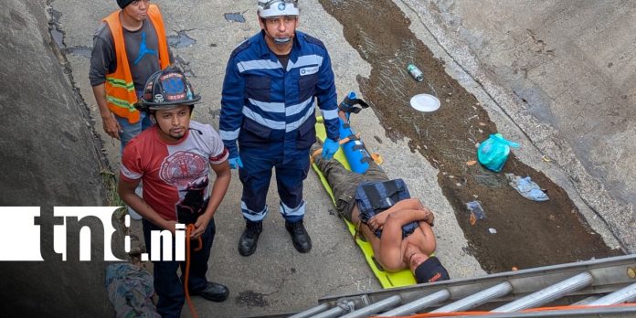 2 Foto: Hombre cae a cauce en mercado Israel Lewites/ tn8