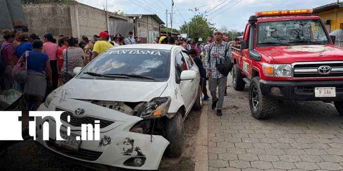 2 Foto: Mujer muere en brutal accidente / tn8
