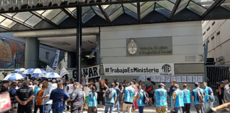 Foto: Crisis laboral en Argentina por despidos/Cortesía