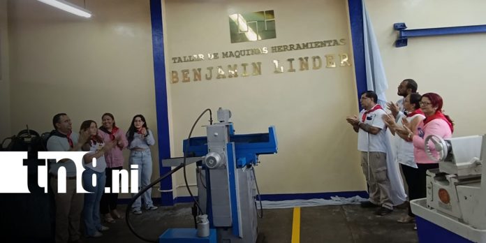 2 Foto: UNI RUPAP inaugura laboratorio Benjamín Linder/ TN8