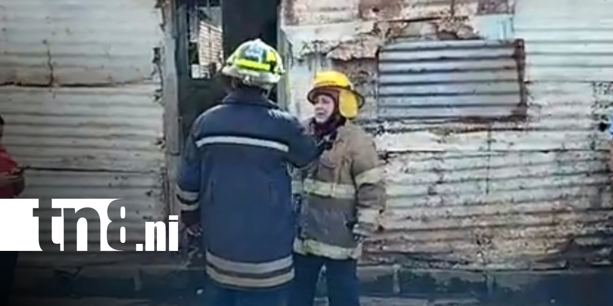 Foto: Voraz incendio consume vivienda en el barrio La Competencia de Jinotepe, Carazo/TN8