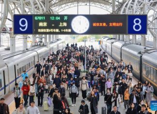 Foto: Festival Qingming aumenta cantidad de viajes de tren en China