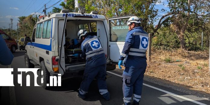 Foto: ¡Por mirar un choque! Motociclista termina gravemente lesionado en Carretera Sur/TN8