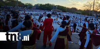 Foto: Parque La Biblia reúne a más de 160 iglesias en multitudinario Culto de Oración por la Paz/TN8