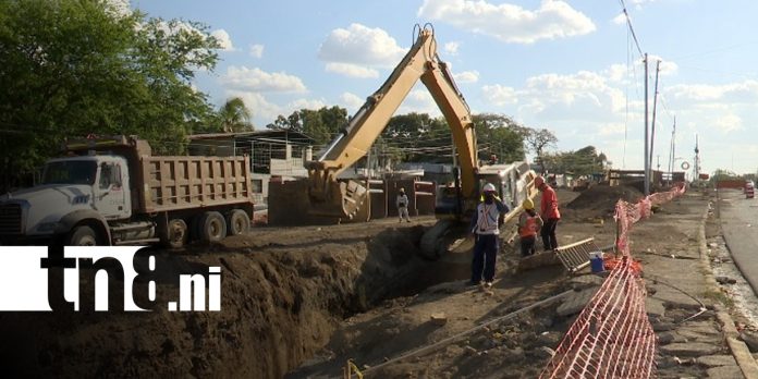 Foto: Tráfico complicado en la Pista Héroes por obras en Managua/TN8