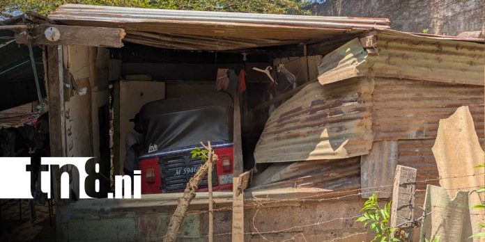 Foto: Caponera sin frenos se estrella contra vivienda en Managua/TN8