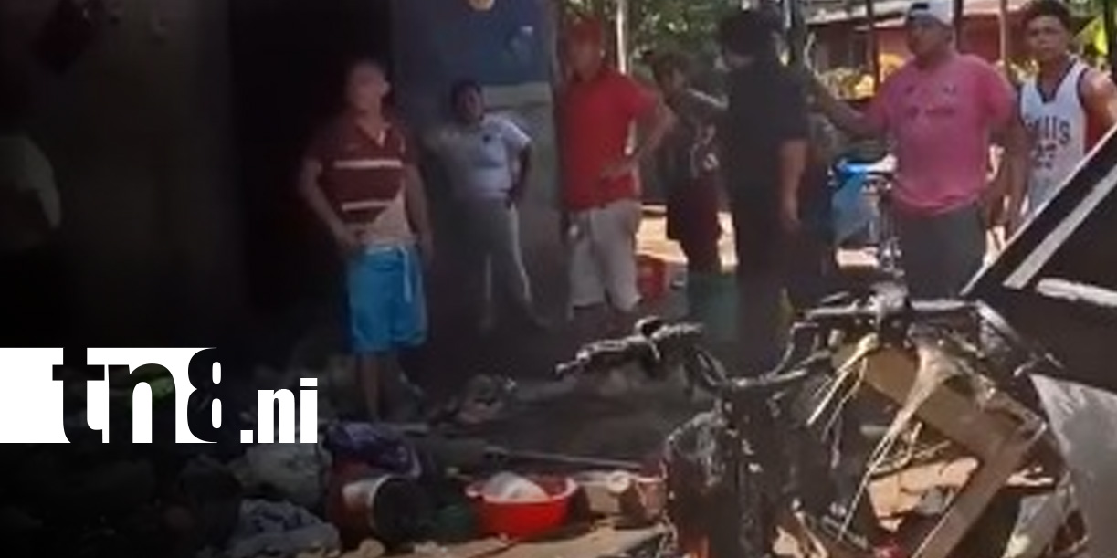 Foto: Voraz incendio arrasa vivienda en Chinandega /TN8