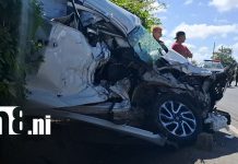 Choque frontal en Panamericana Sur deja un herido y cuantiosos daños materiales Foto: Accidente en Panamericana Sur deja lesionado/ TN8