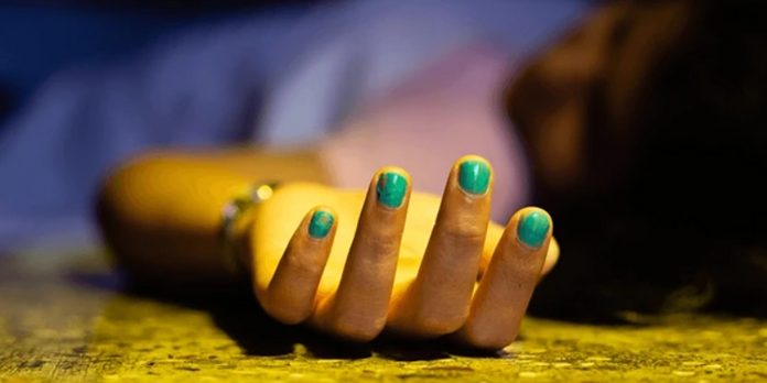 Foto: Profesora fallece tras ser atacada en escuela de Rusia /Cortesía