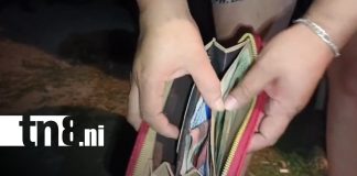Foto: Familia frustra robo y salva dinero para viaje a Poneloya/ TN8