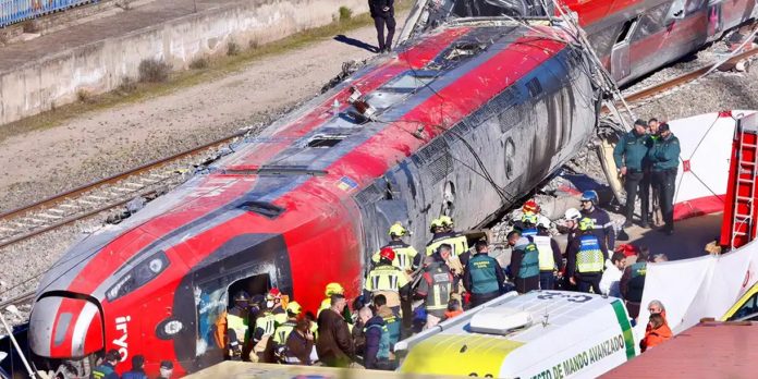 Foto: Revelan qué causó el mortal choque de trenes en España /Cortesía