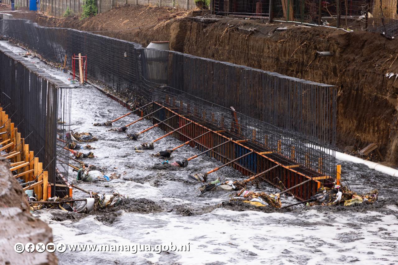 Foto: Avanzan obras en los tramos II y III de la nueva pista en Managua, pese a lluvias